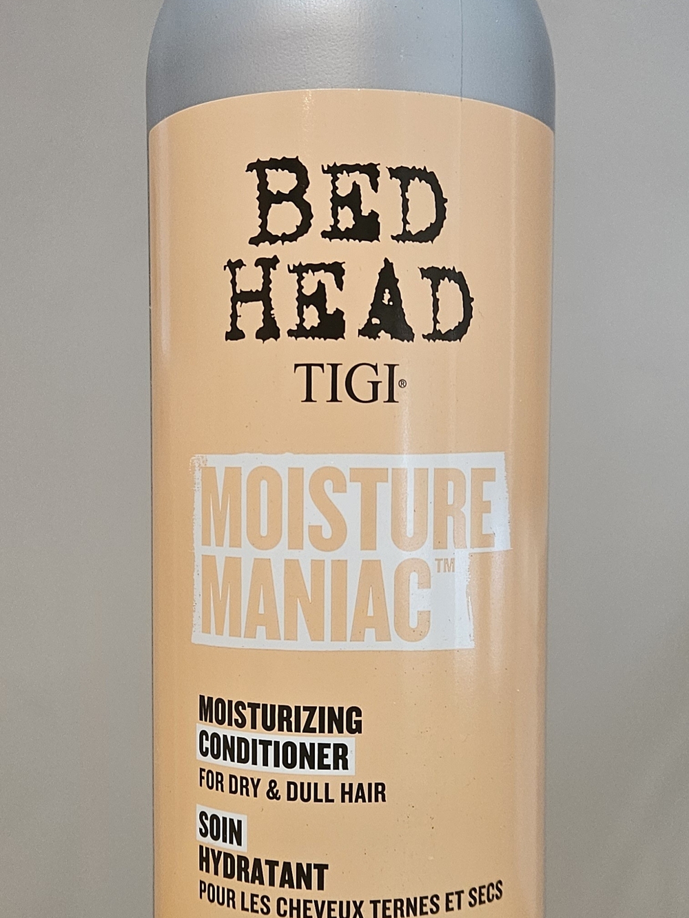 TIGI Moisture Maniac Conditioner Peach and Black Bottle